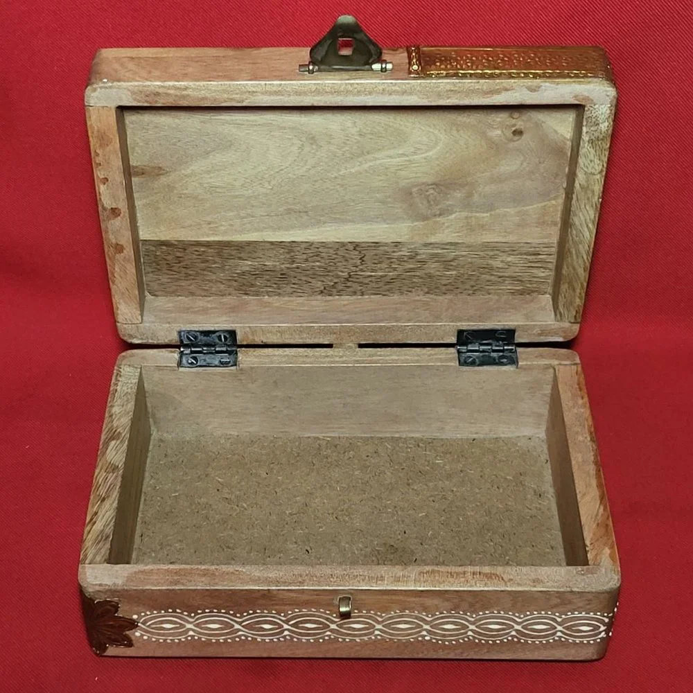 VTG Wooden Jewelry Keepsake Trinket Box White Gold Floral Design